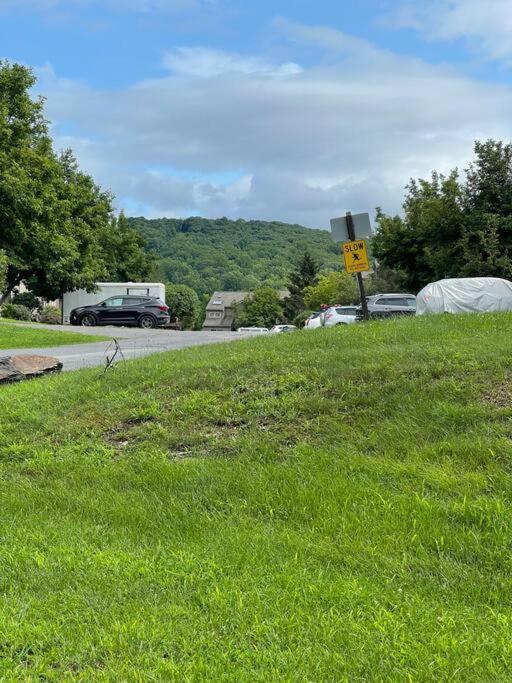 فيلا إيست سترودسبورغفي Pocono Shawnee Mountain Townhouse المظهر الخارجي الصورة