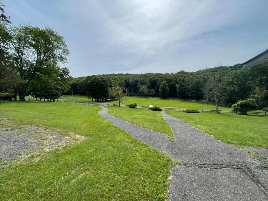 فيلا إيست سترودسبورغفي Pocono Shawnee Mountain Townhouse المظهر الخارجي الصورة